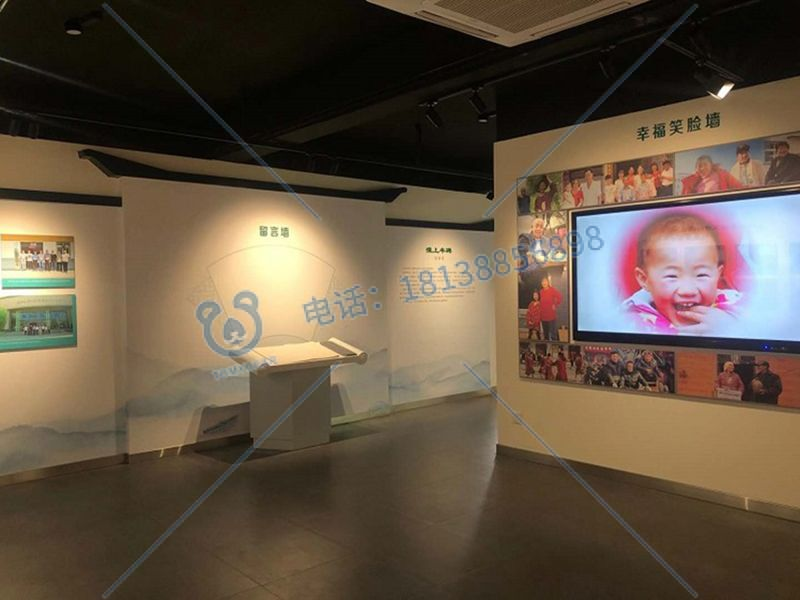 哪些性能可以看出户外广告机节能？
