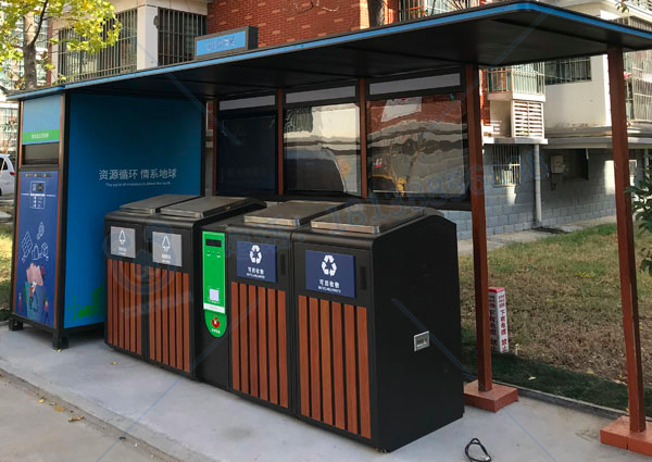 智能垃圾分类箱颇受市民青睐